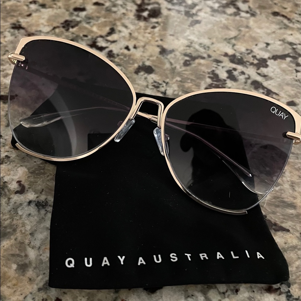 Quay Sunnies - Dusk to Dawn